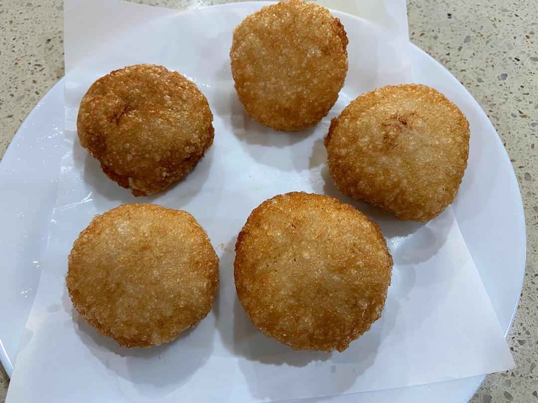 东北油炸糕（糯米粉豆沙馅儿）不翻车很简单