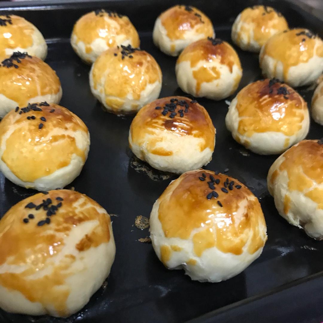 蛋黄酥