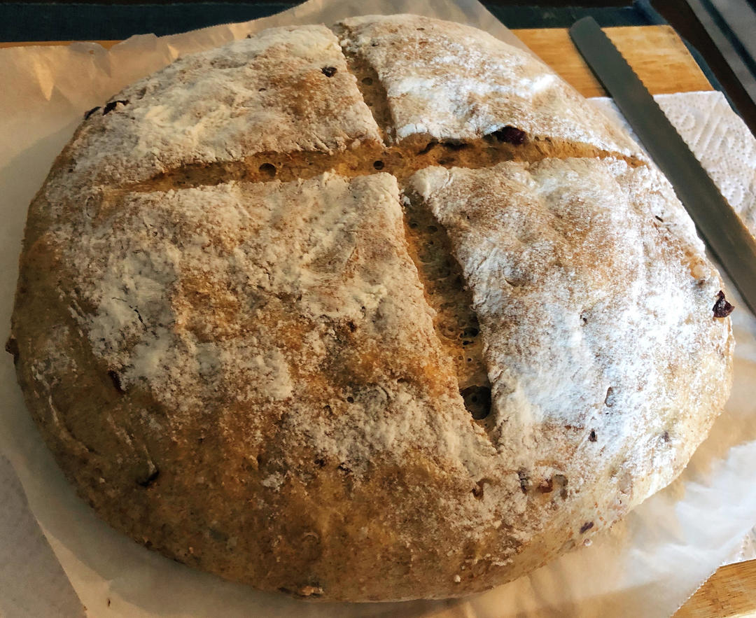 德国婆婆秘方·只多一料·香得上天的全麦核桃蔓越欧包