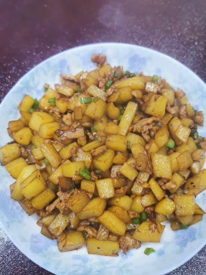 ㊙️香菇土豆肉沫拌饭❗️比外卖还好吃
