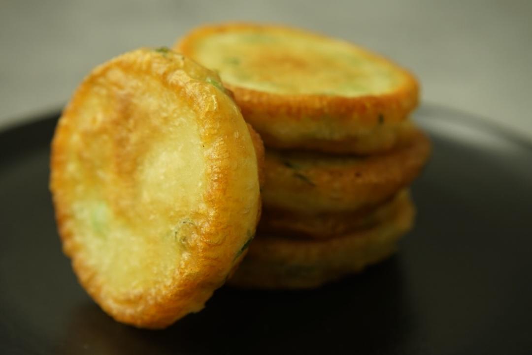 简单制作早餐&韭菜鸡蛋煎饼