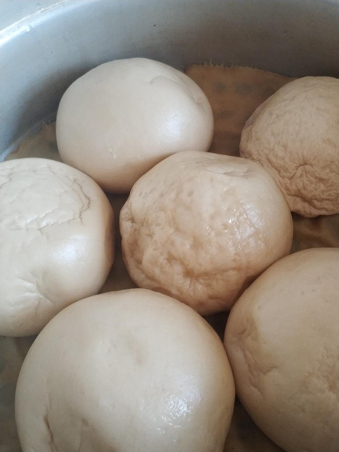 锦绣食局做的有着面包口感的红糖馒头(一次发酵)