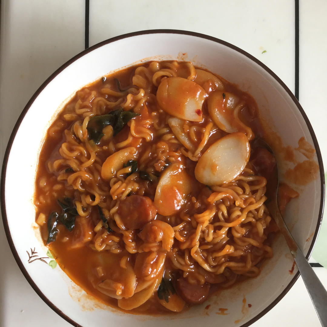 韩式泡面辣炒年糕