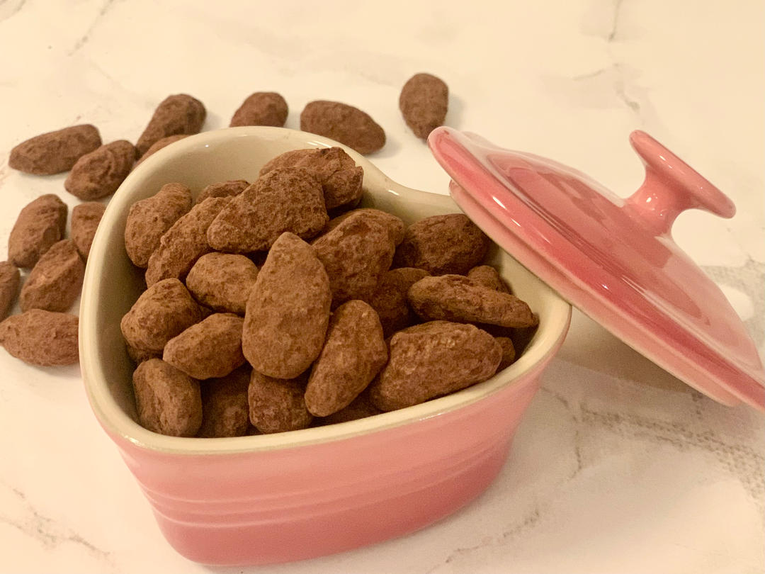 过年小零食，三种口味的焦糖巧克力杏仁