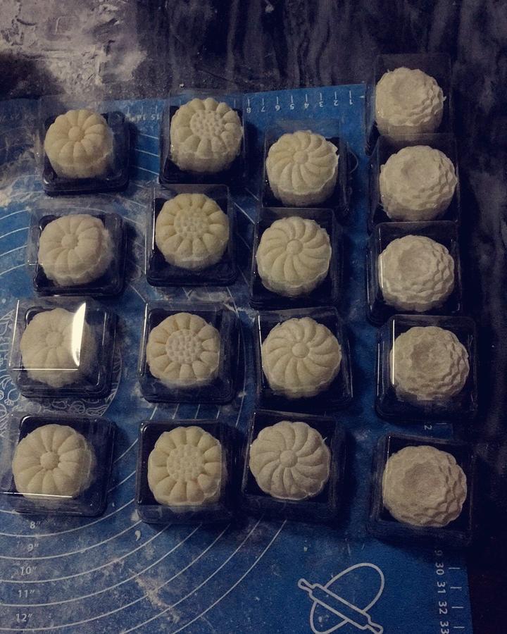 冰皮月饼(不会被腻到的奶黄馅)