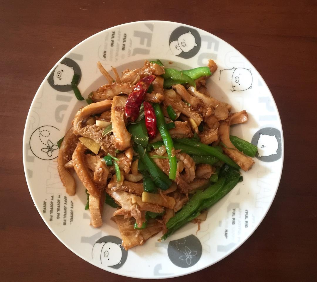 双椒炒牛肚丝
