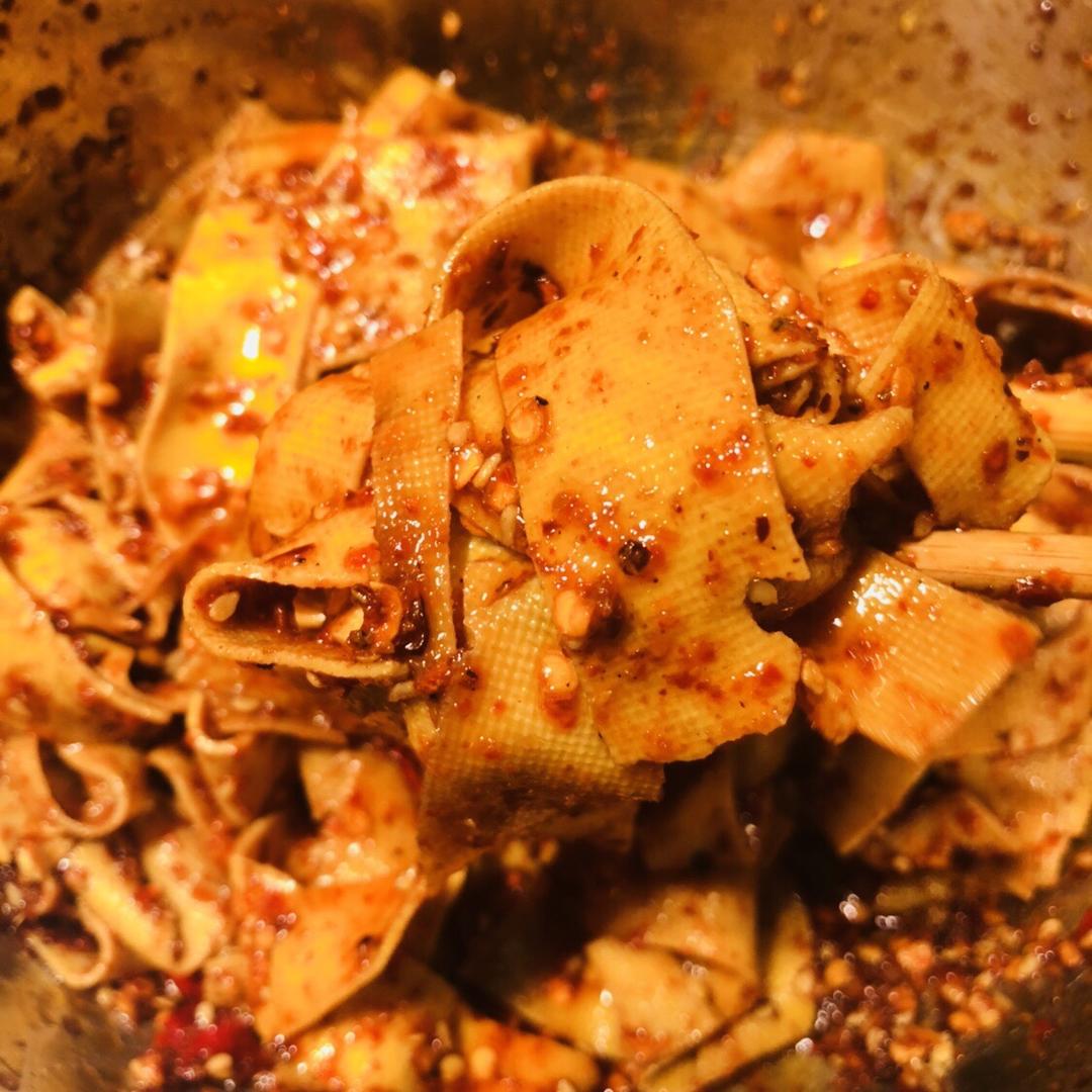 麻辣豆腐皮
