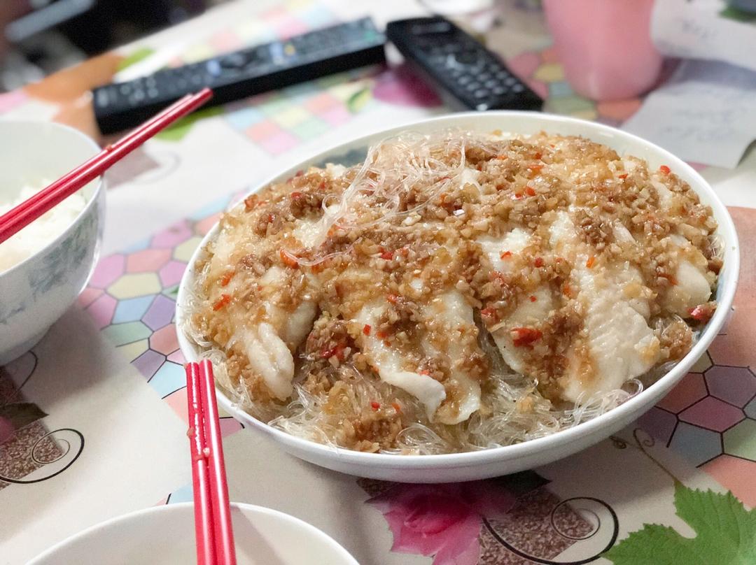 蒜蓉粉丝蒸扇贝