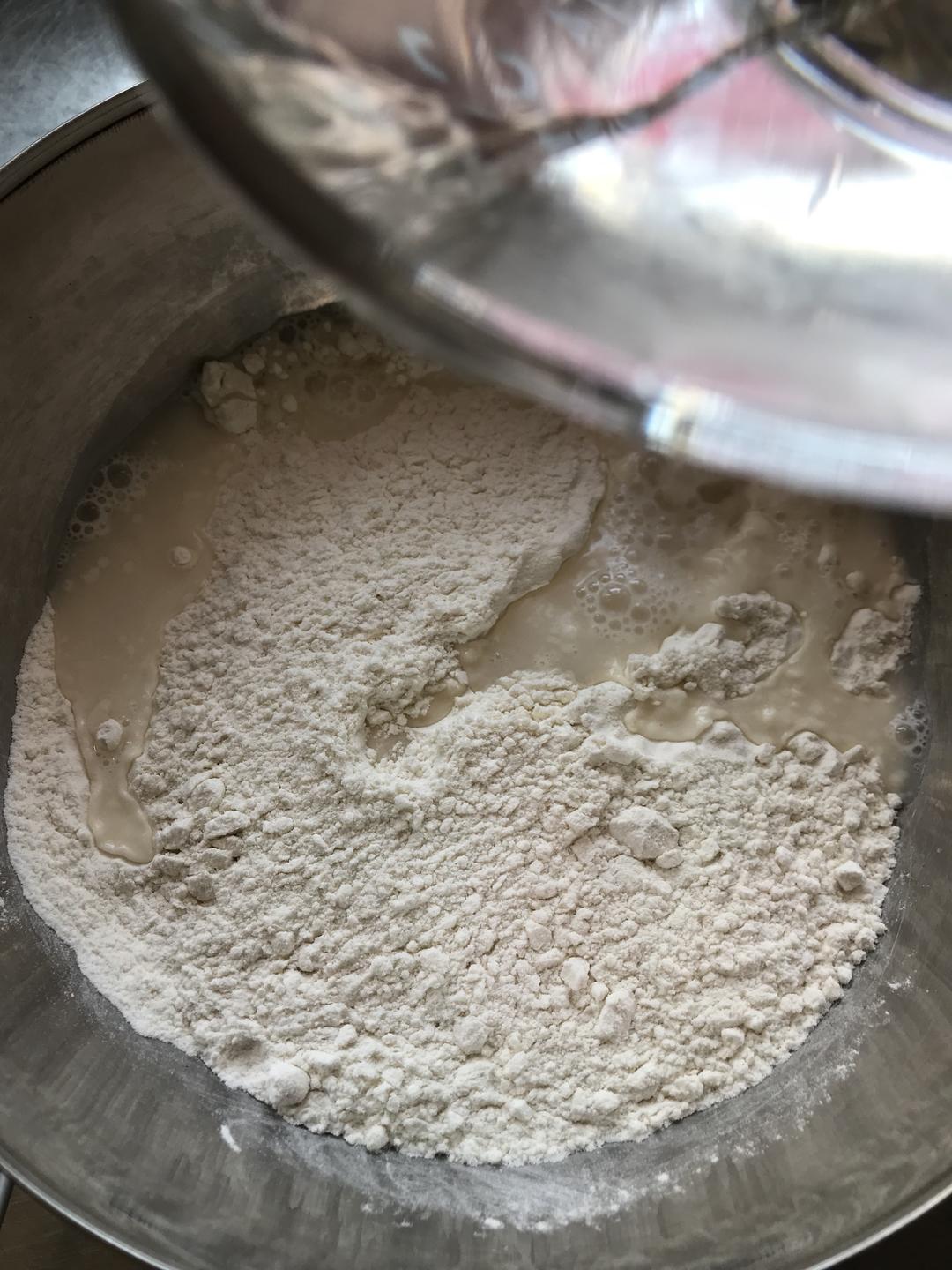 纯奶手撕吐司的做法 步骤1