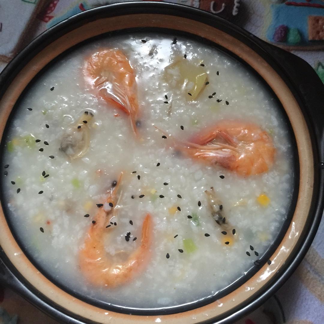 干贝蛤蜊海鲜粥