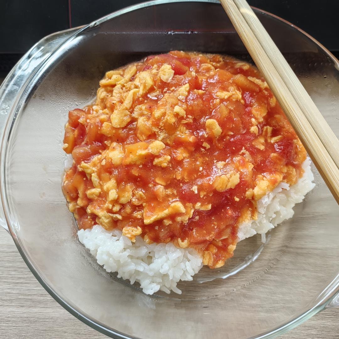 番茄鸡蛋盖浇饭