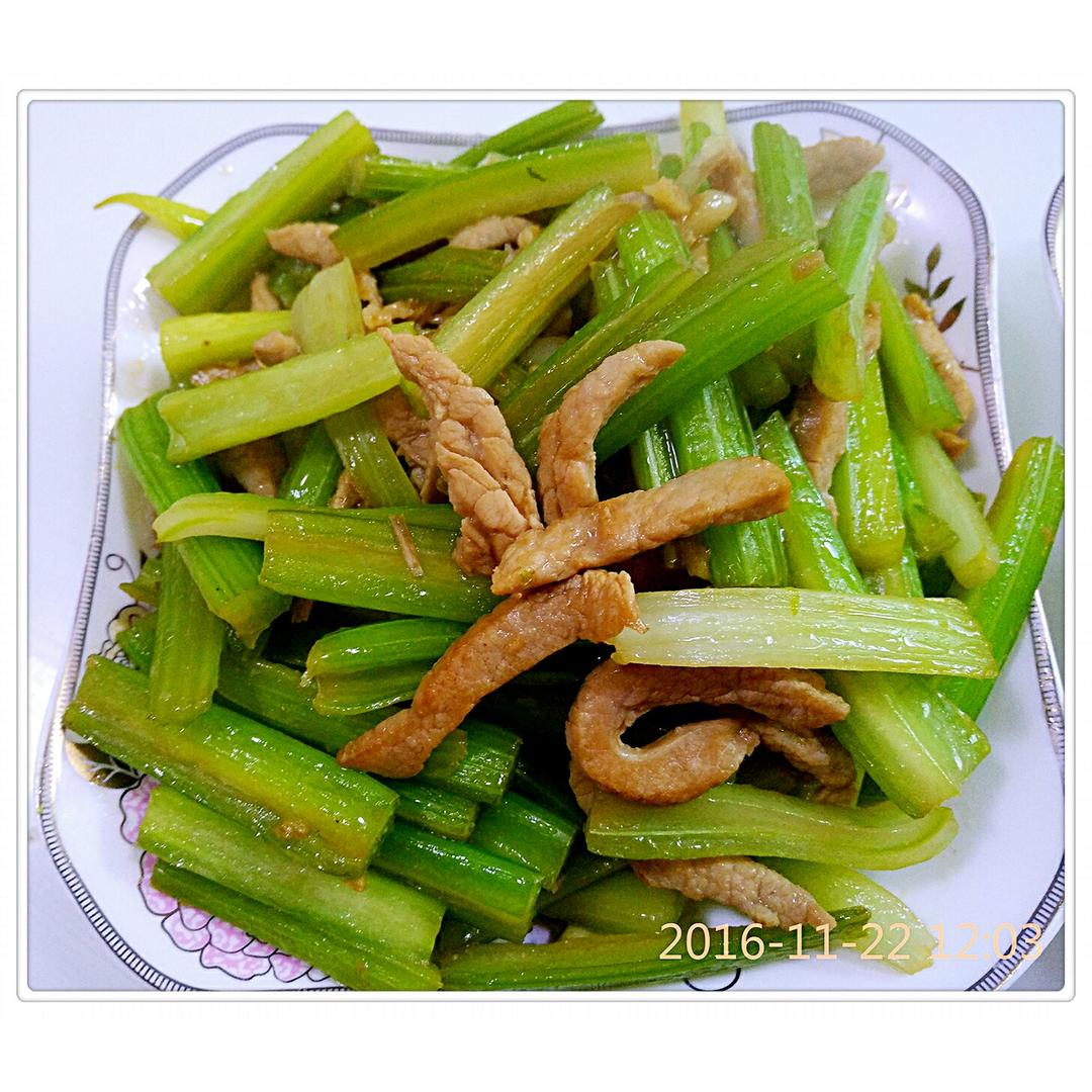 手机用户1938_e2bc做的芹菜炒肉