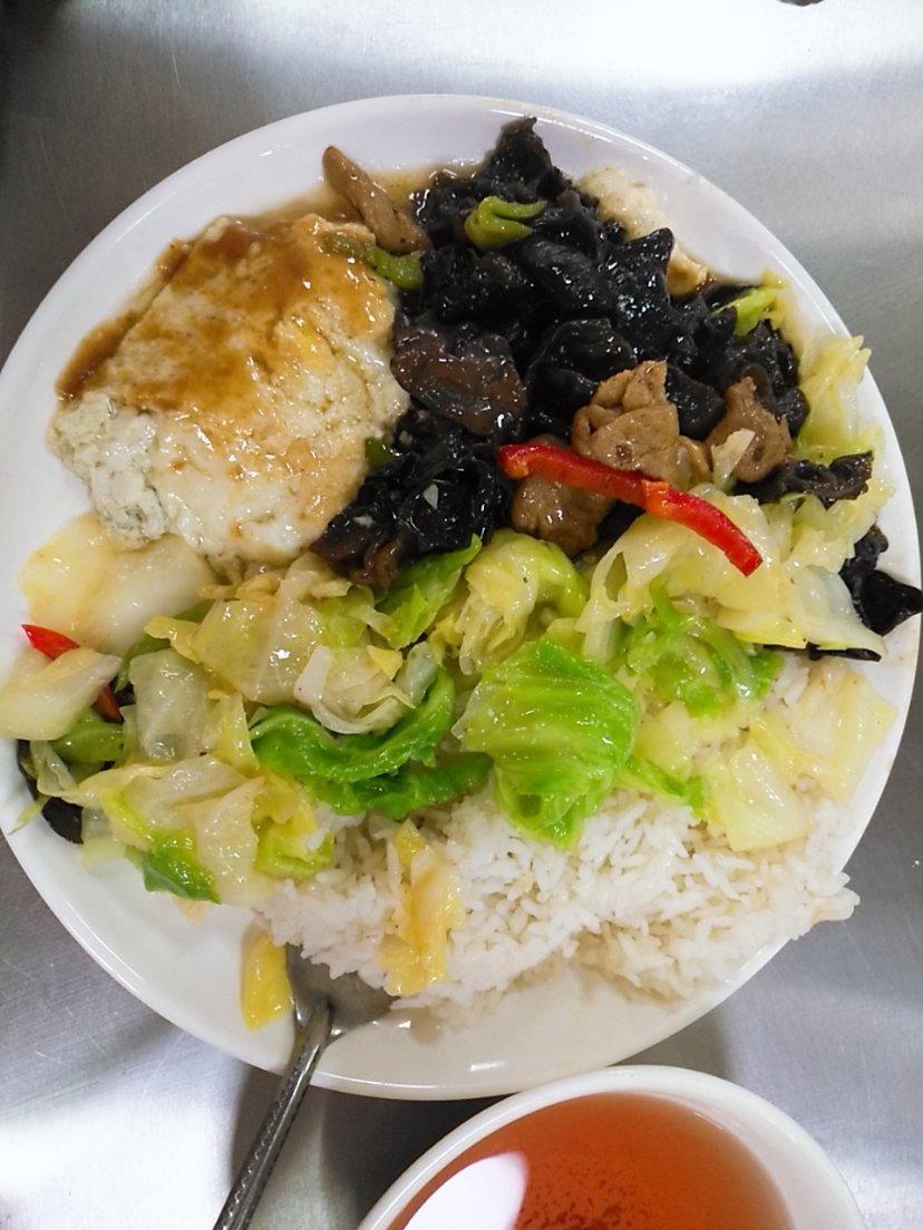 规律三餐，健康饮食