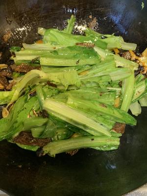 经典粤菜—米饭杀手|豆豉鲮鱼油麦菜的做法 步骤10
