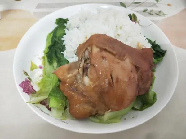 照烧鸡腿饭