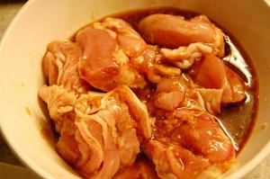 “唐揚げ”日式炸鸡的做法 步骤3