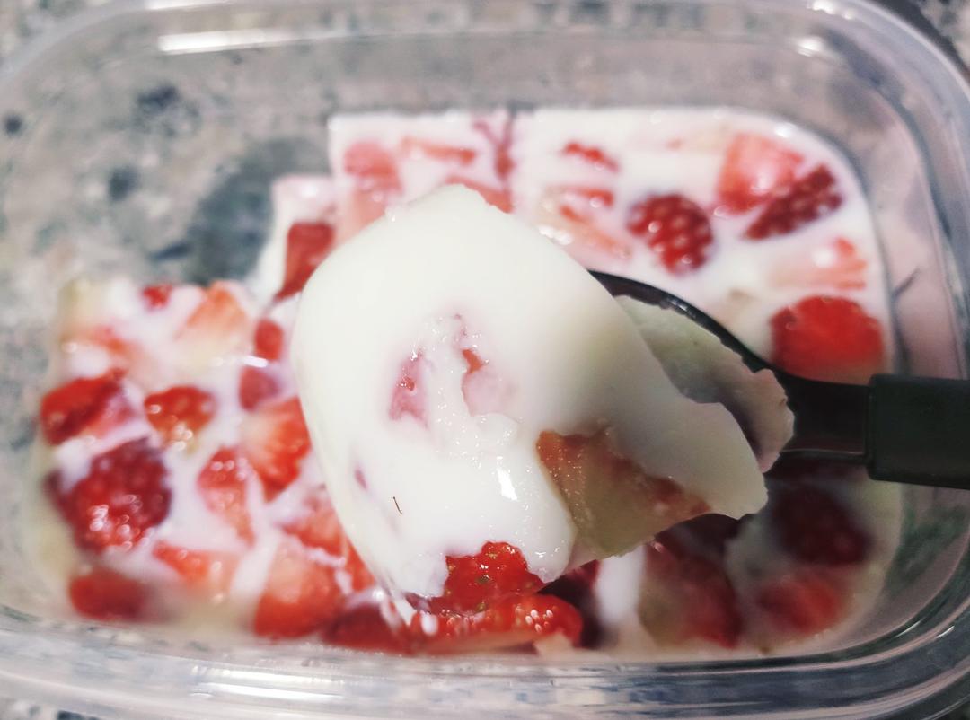 草莓布丁
