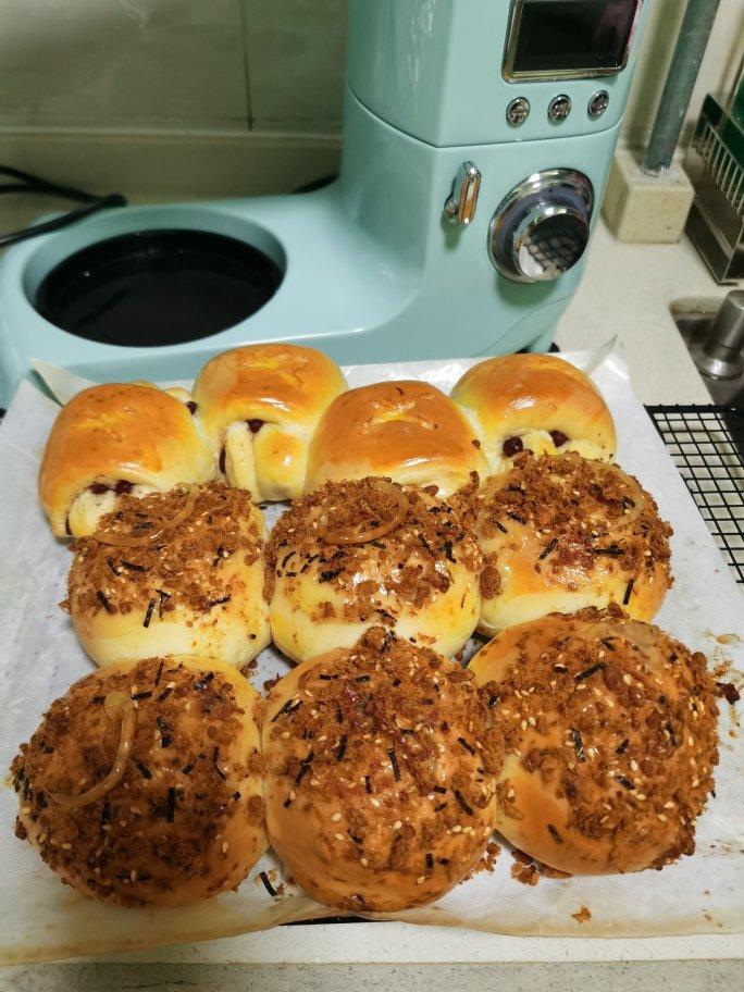 快手椰蓉小餐包（一次发酵照样柔软又拉丝）