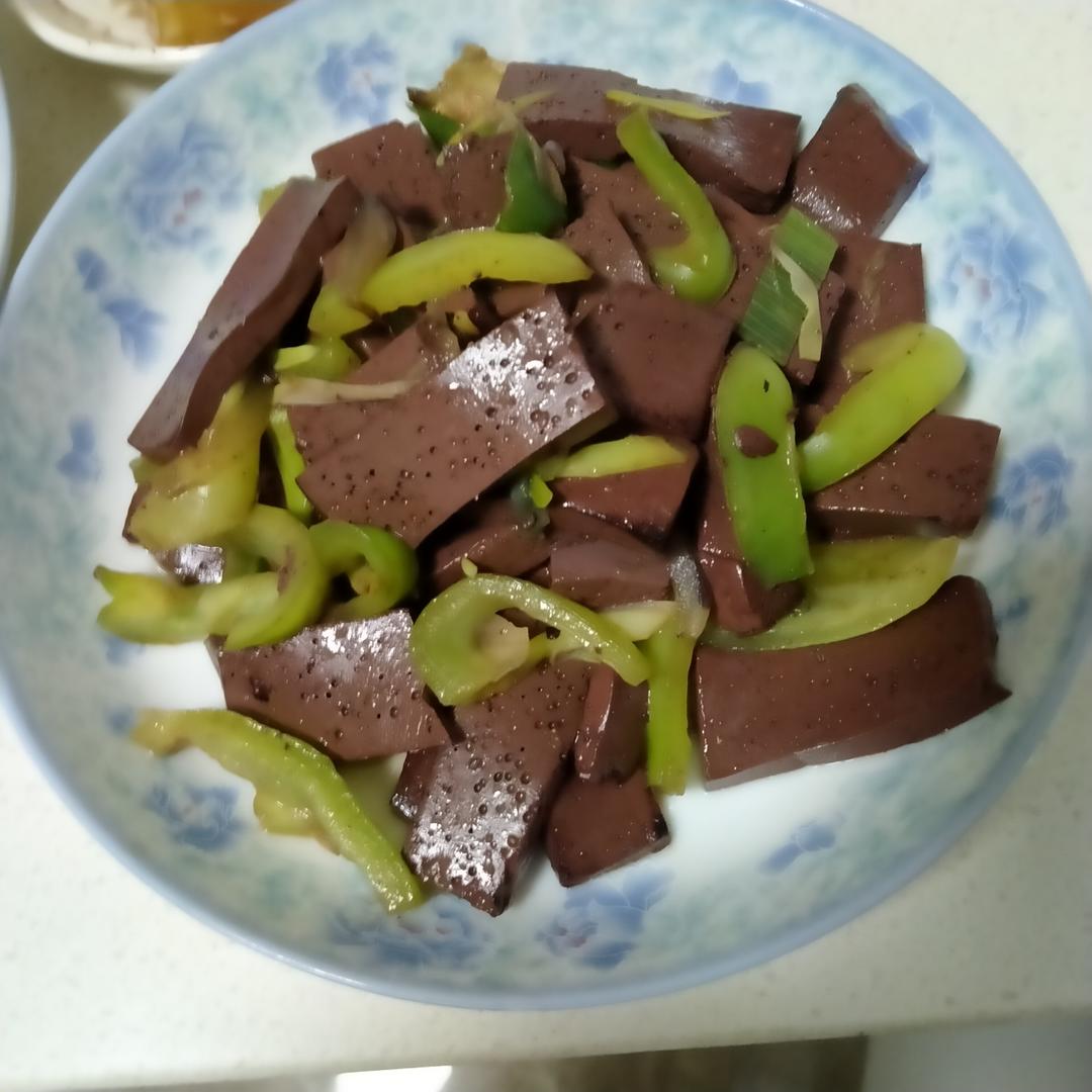 炒猪血