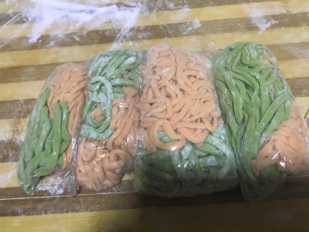 彩色面 有机面 蔬菜面 手工面 女侠森森