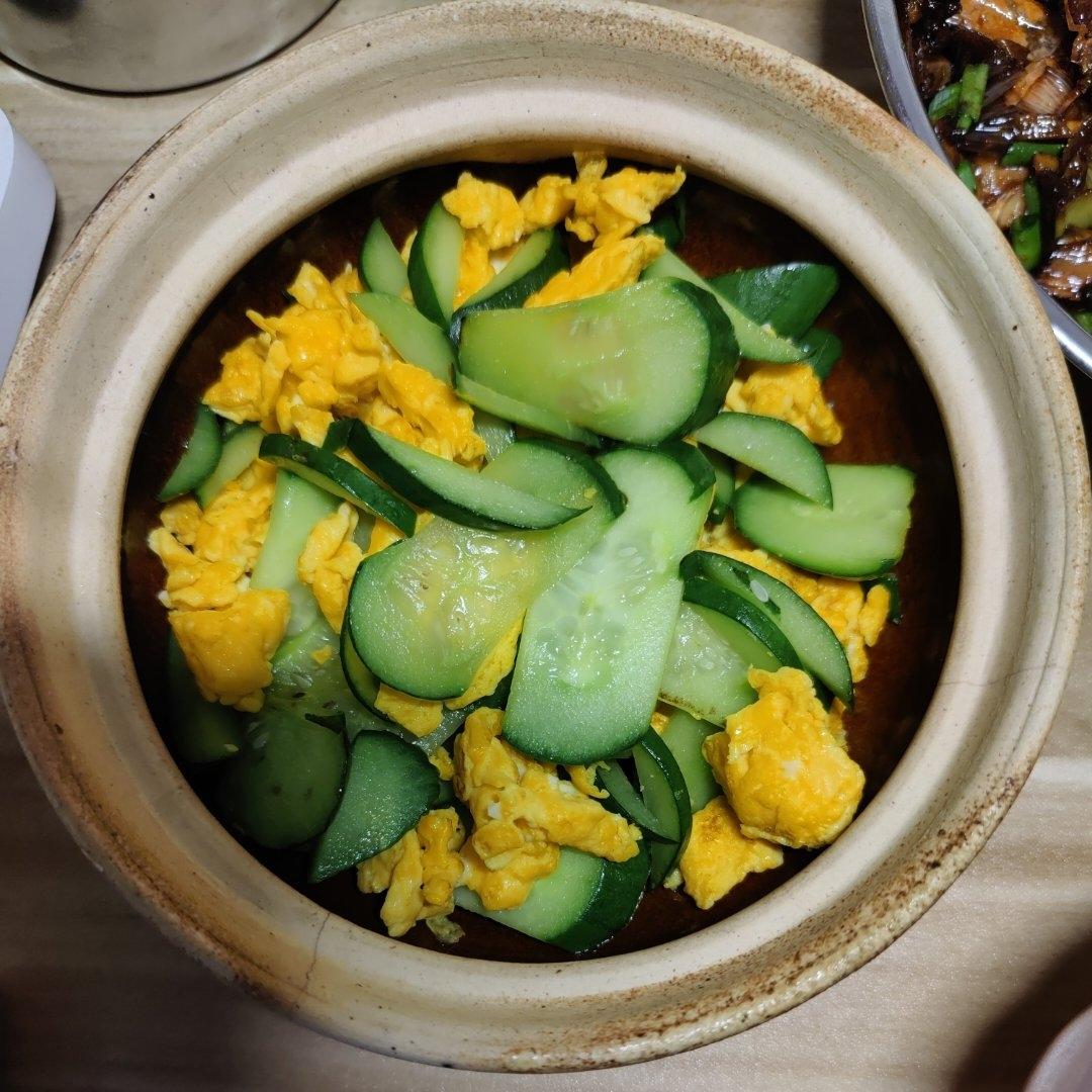 黄瓜炒鸡蛋 （青瓜炒鸡蛋）