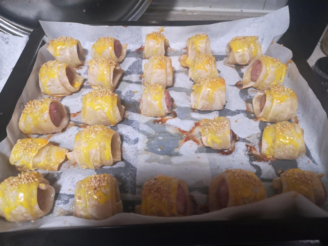 香酥香肠卷