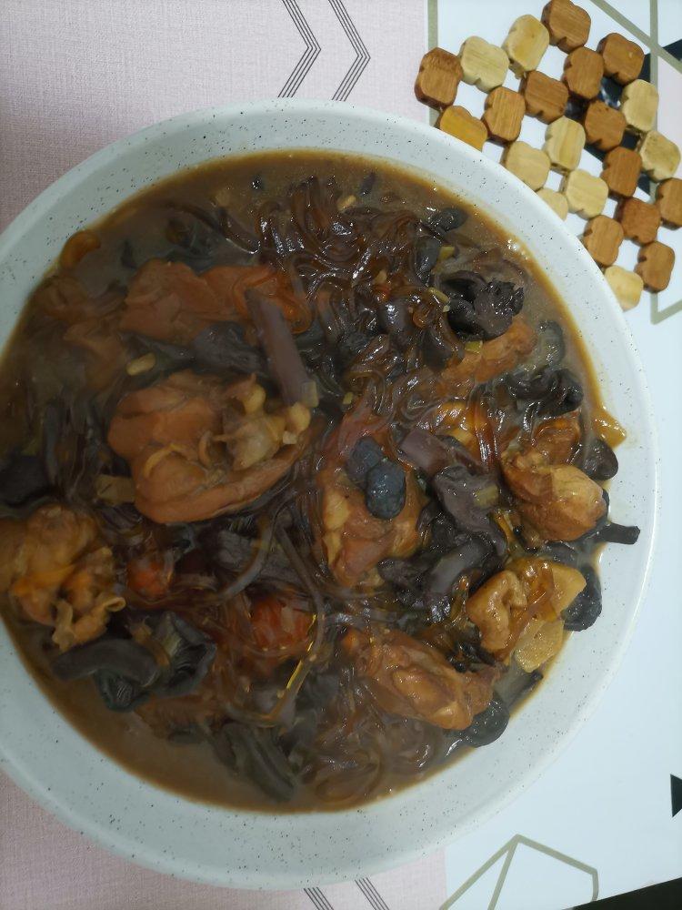 小鸡炖蘑菇