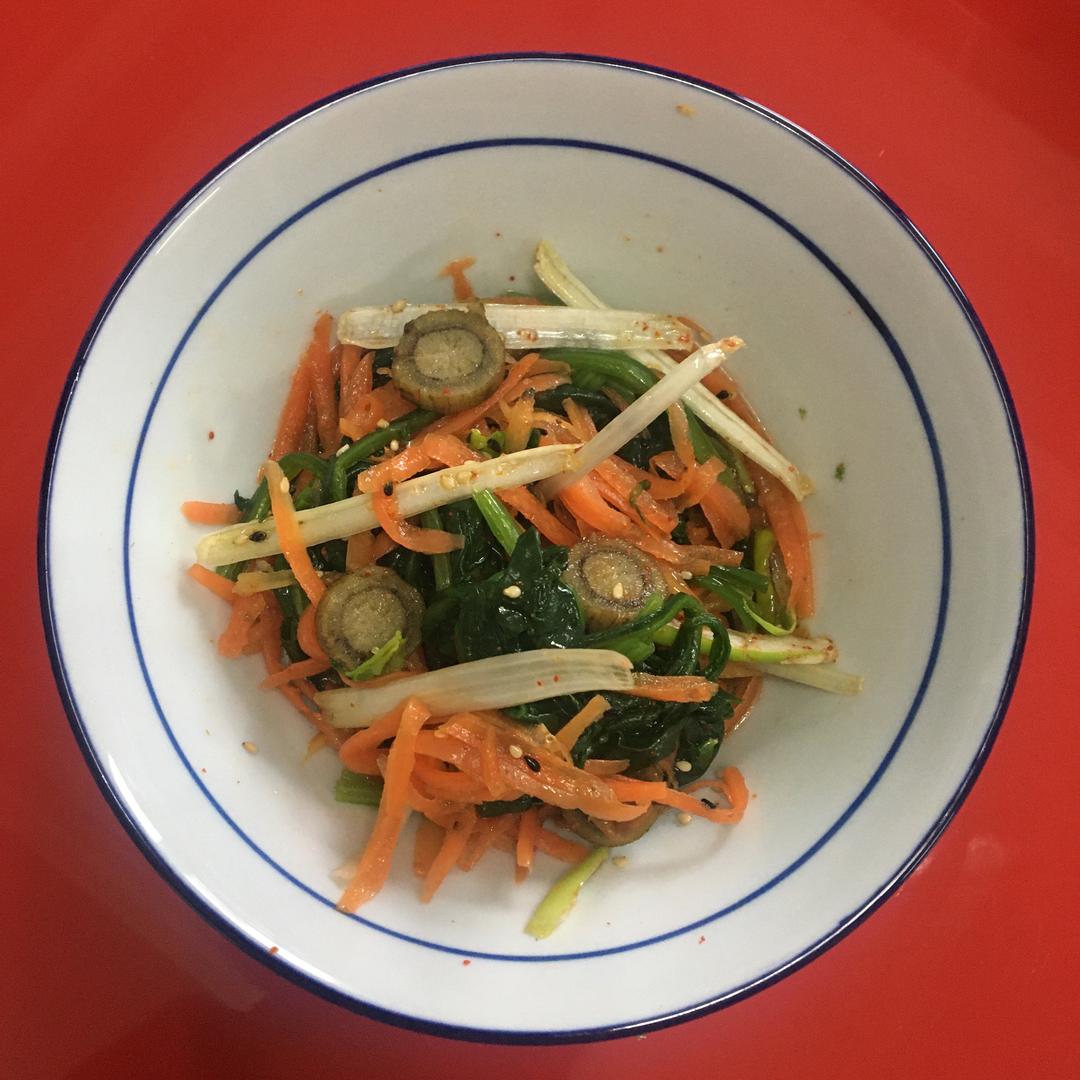 凉拌牛蒡菠菜