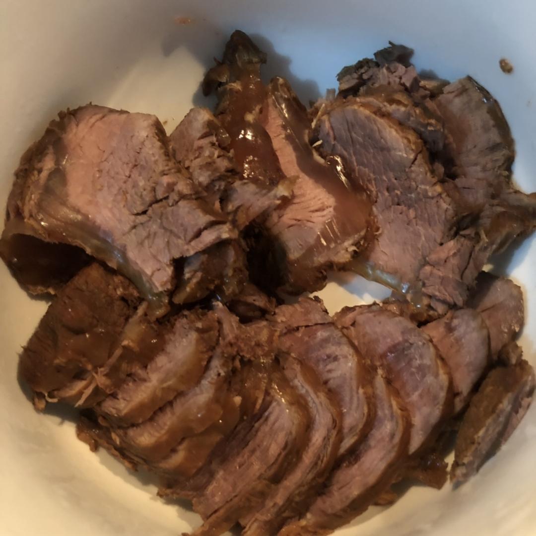 卤牛肉
