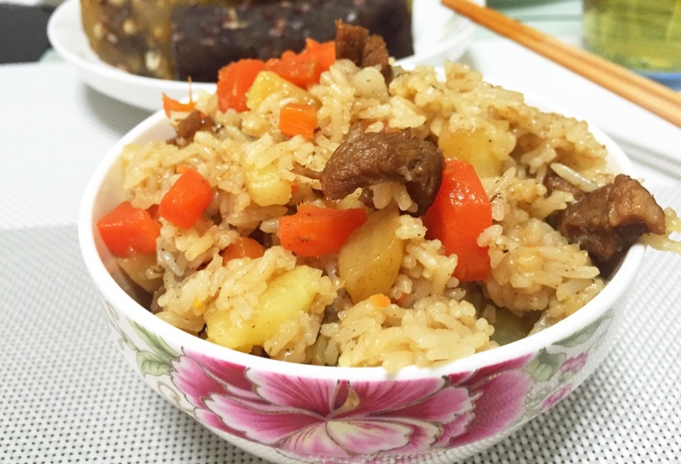喷香羊肉焖饭