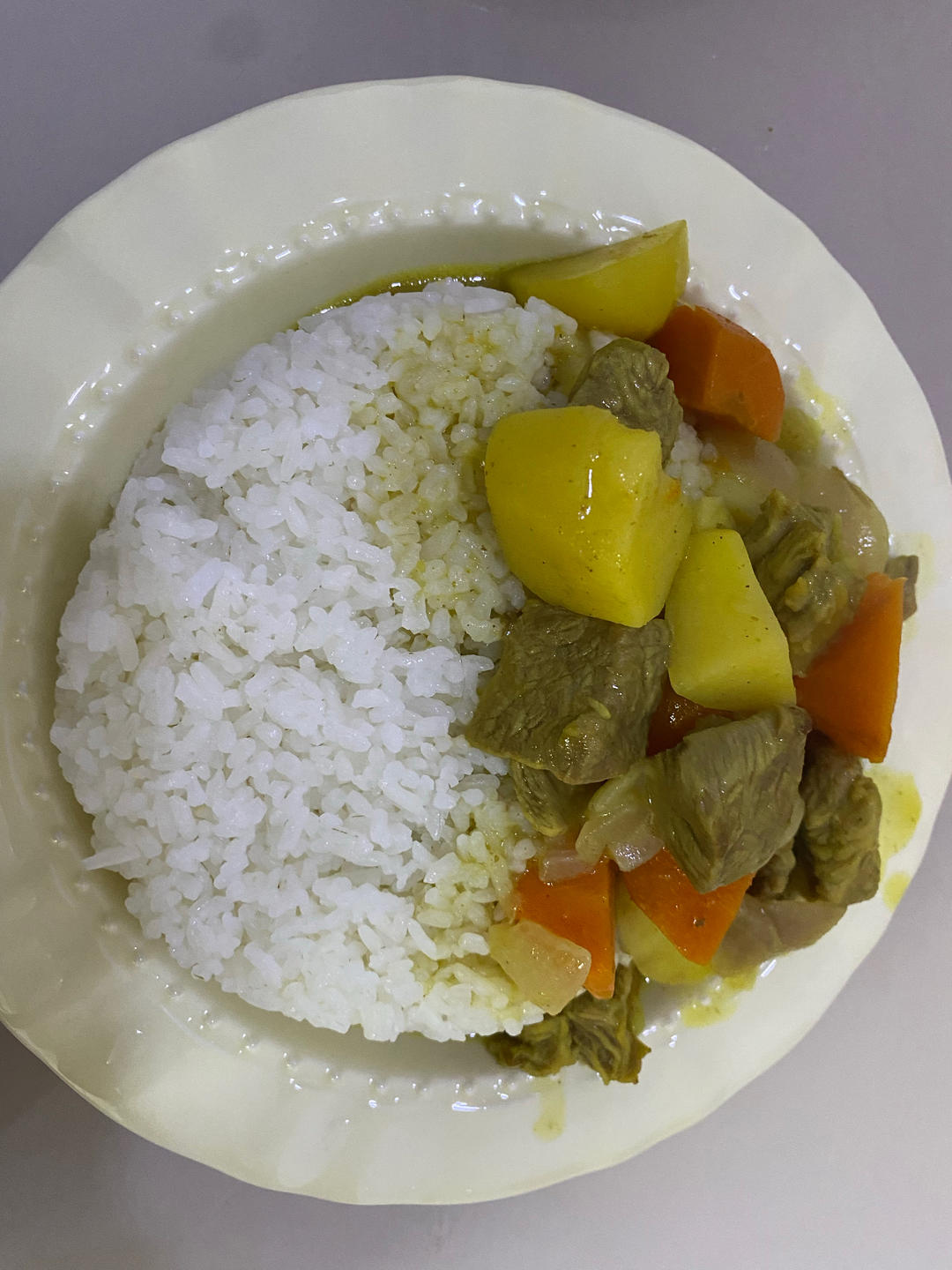 咖喱土豆炖牛腩