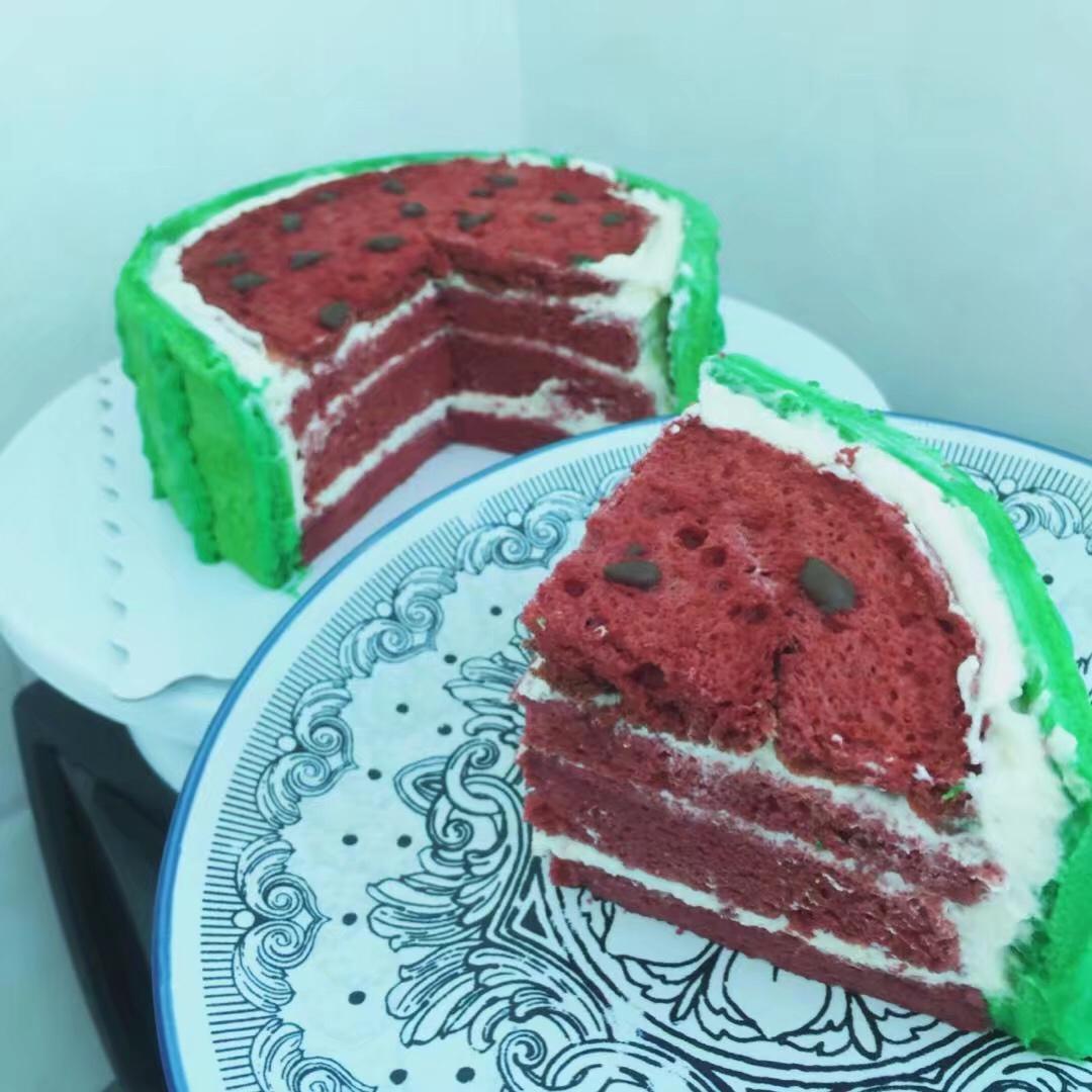 西瓜造型奶油蛋糕