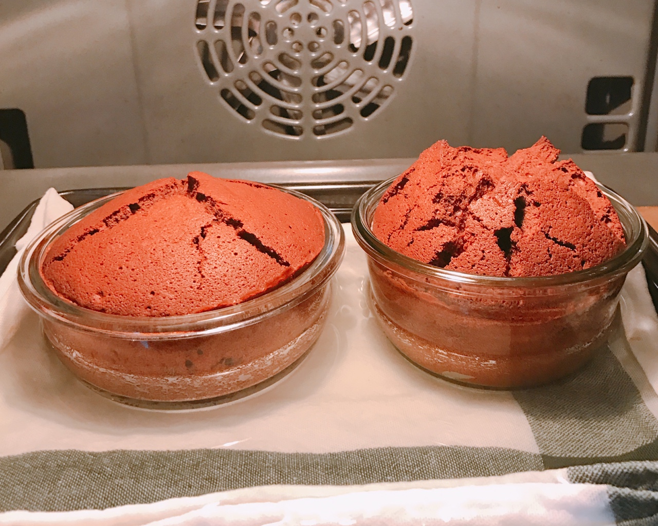 法式巧克力蛋糕(蒸烤巧克力蛋糕)的做法