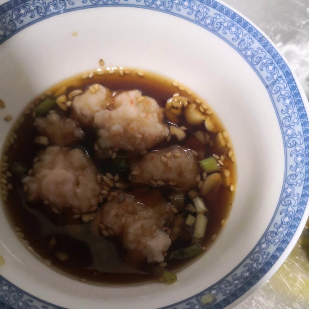 哇哦…在家做出来了海底捞泰式虾滑