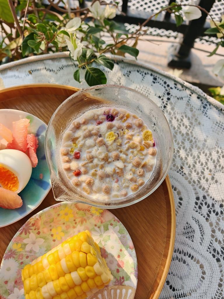 早餐•2025年12月6日