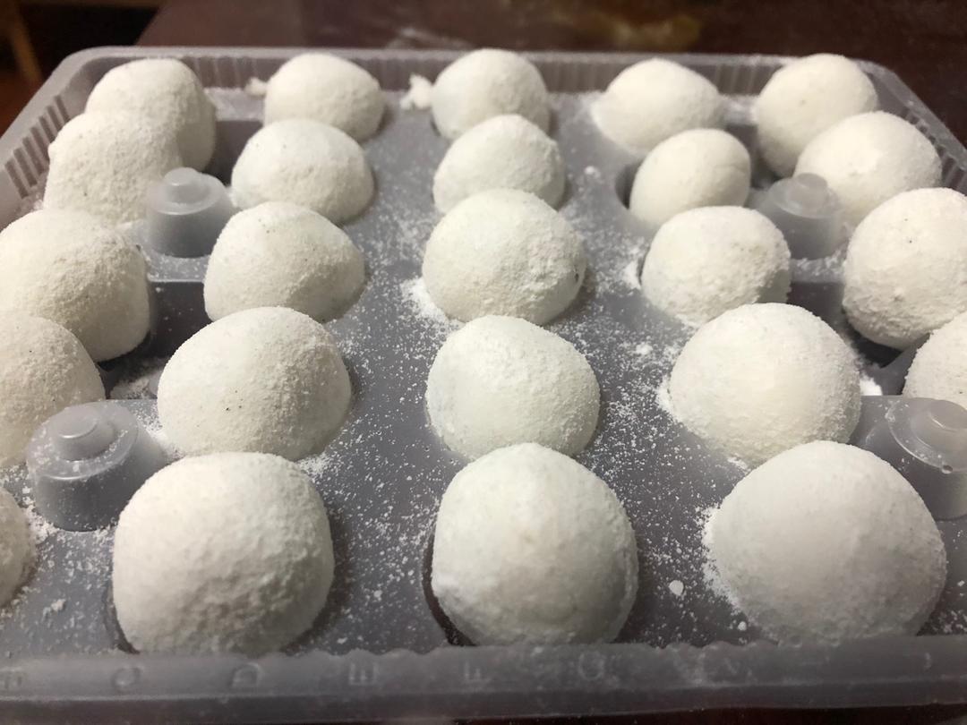 黑芝麻汤圆