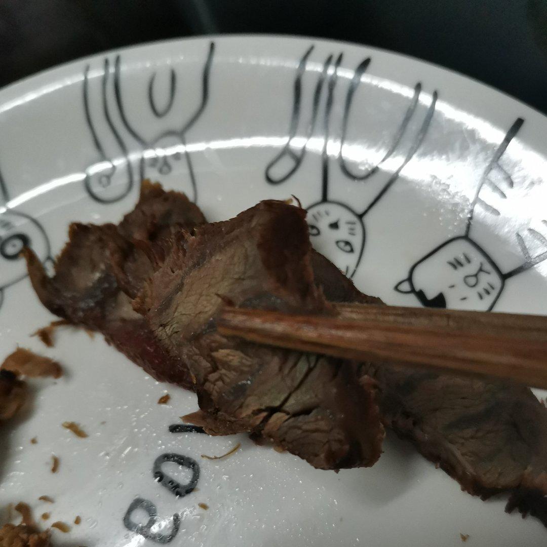 卤牛肉
