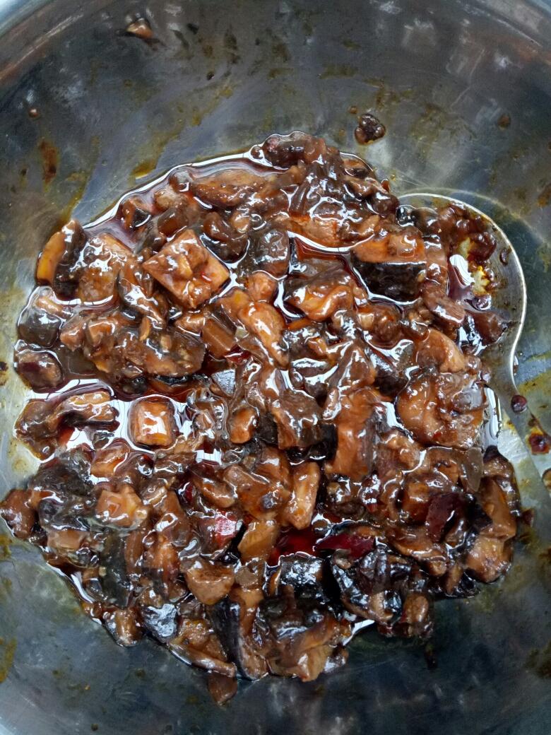 不放肉香菇酱的做法