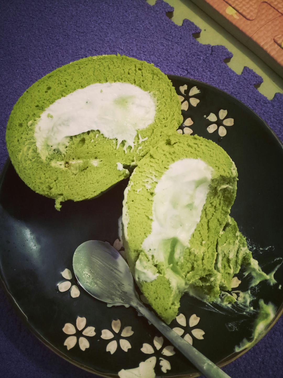 抹茶流心瑞士卷