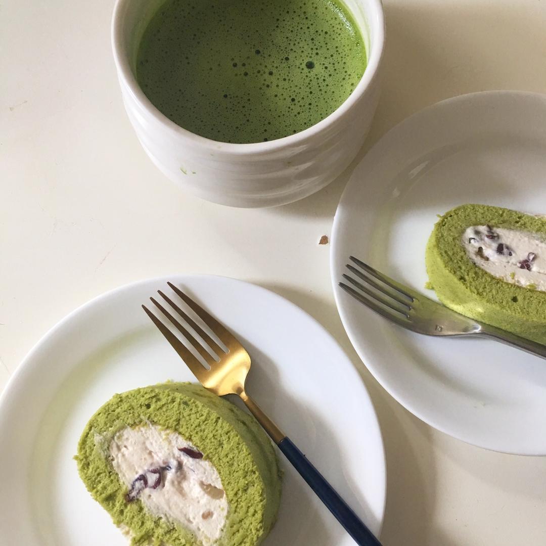 抹茶戚风蛋糕卷