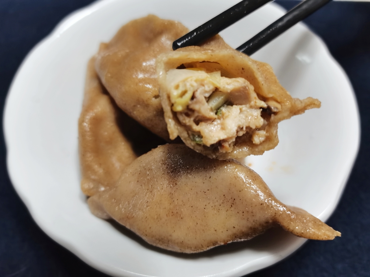 魔芋鸡胸肉香菇饺子的做法
