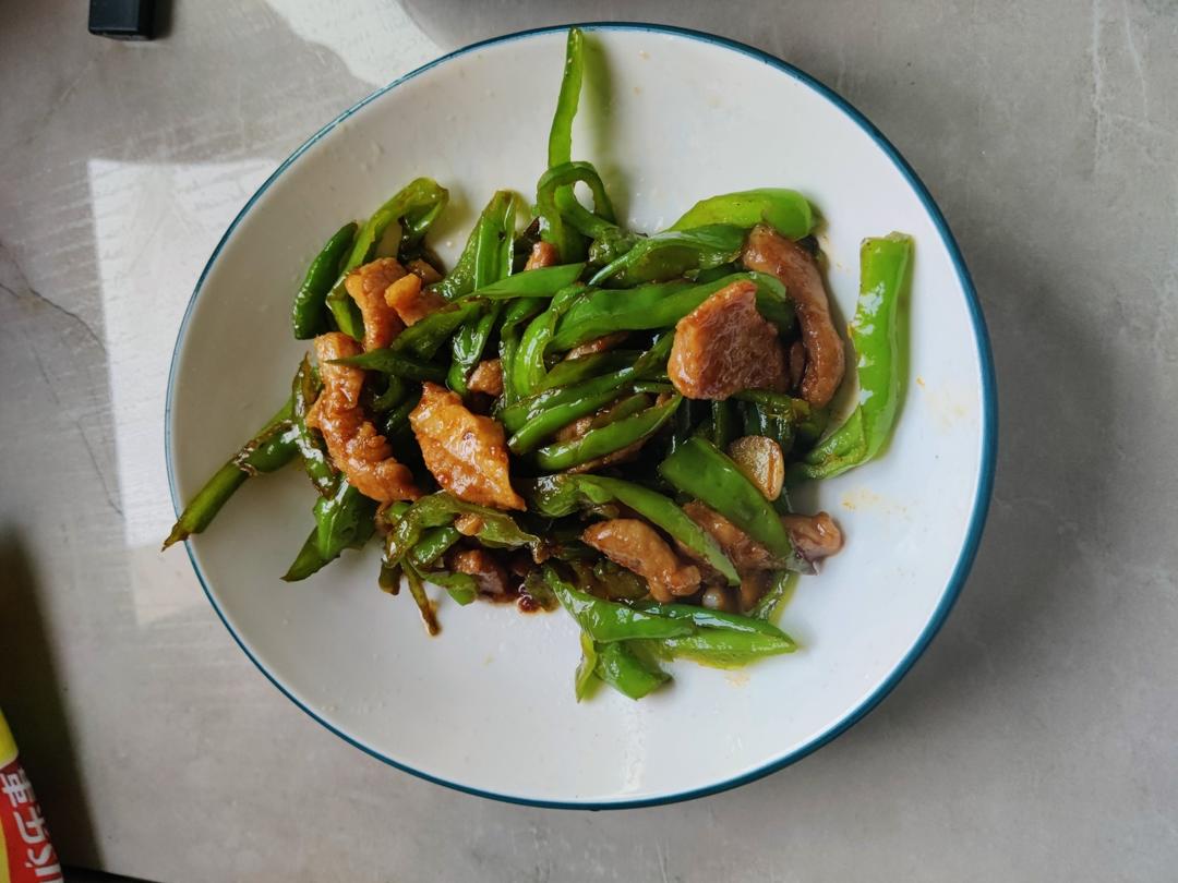 ‼️好吃到舔盘的青椒肉丝盖浇饭