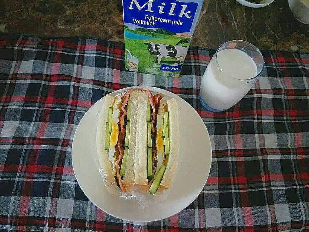 如何做超厚的沼三明治~详细tip！牛油果鸡蛋午餐肉三明治~