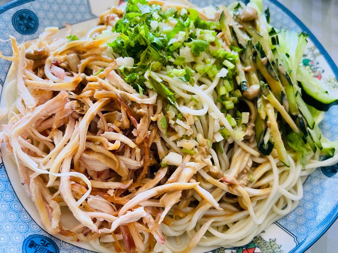 广东盐焗鸡丝和川味凉面绝配