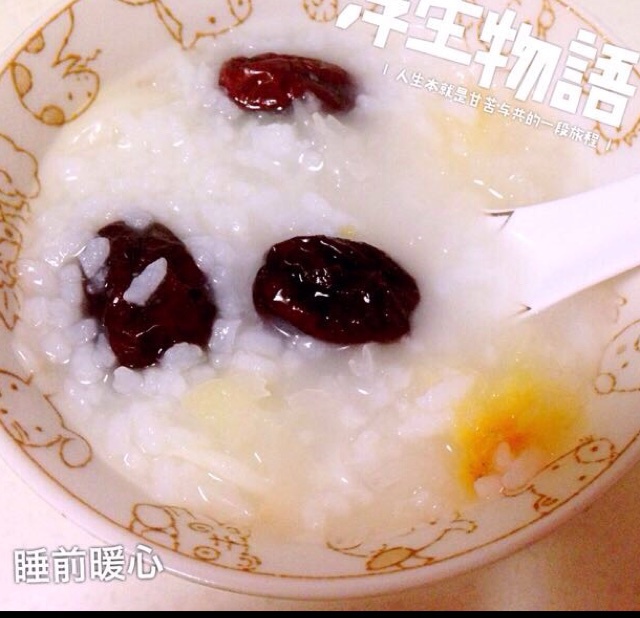 红枣银耳莲子羹