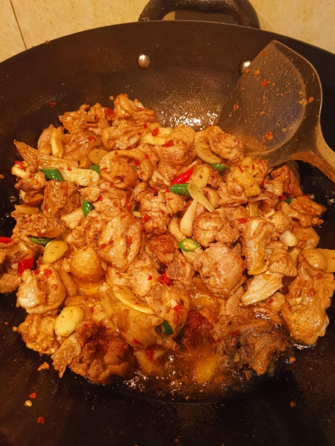 家常姜爆鸭（红烧鸭肉）