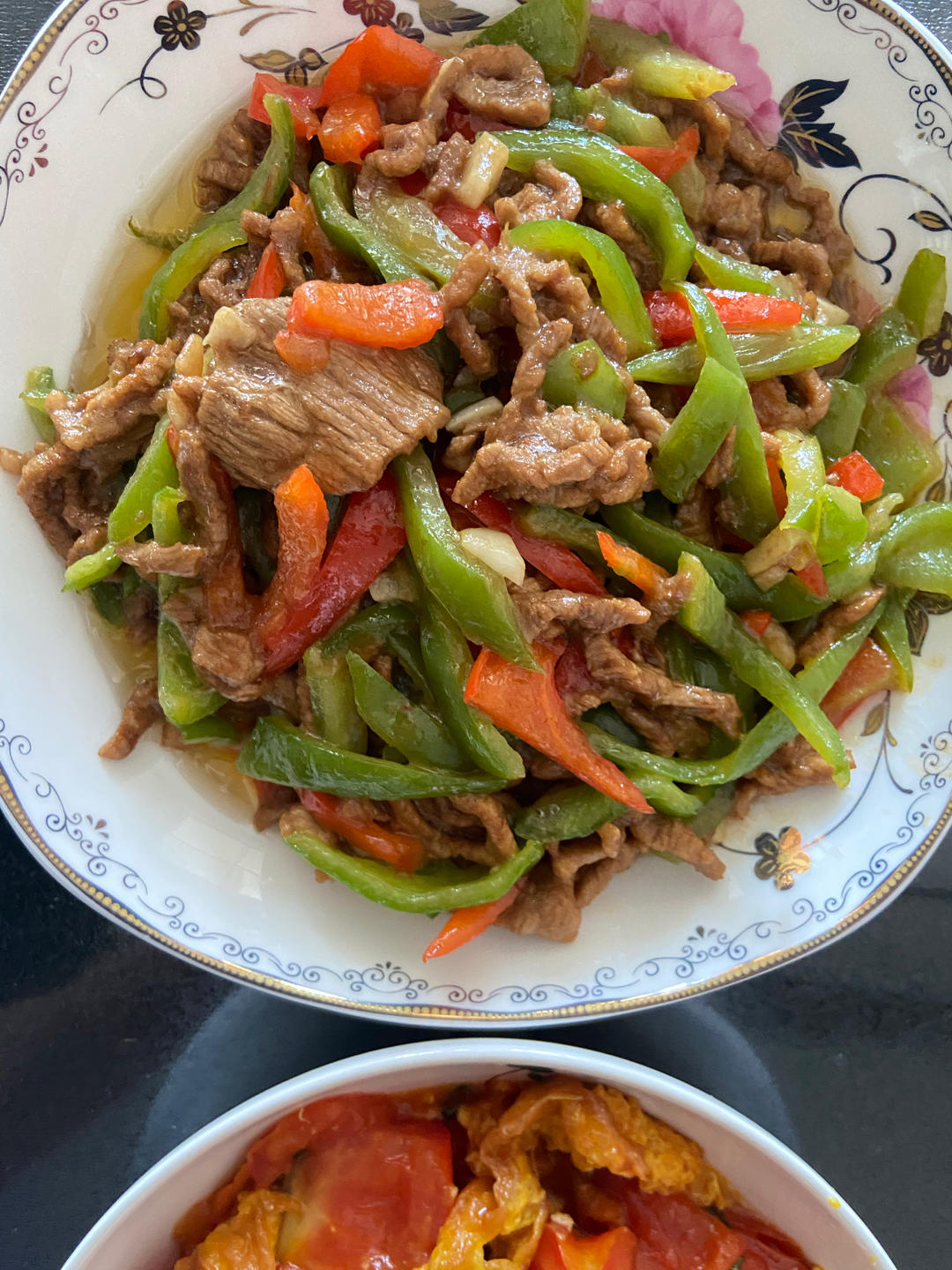 青椒肉丝，这样炒太好吃了。