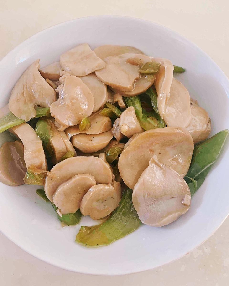 杏鲍菇炒腊肠