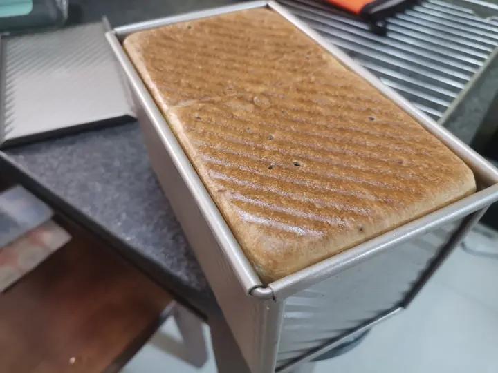 咸盐黑芝麻吐司