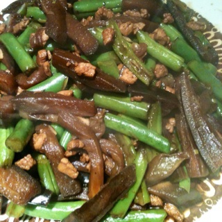 豆角烧茄子